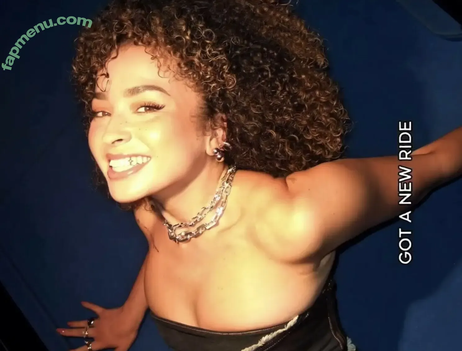 Ella Eyre nude photo #0317 (ellaeyre)