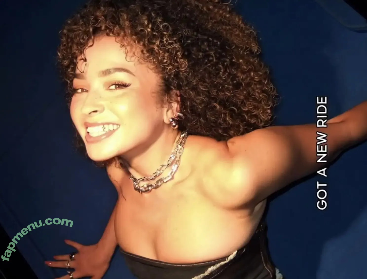Ella Eyre nude photo #0322 (ellaeyre)