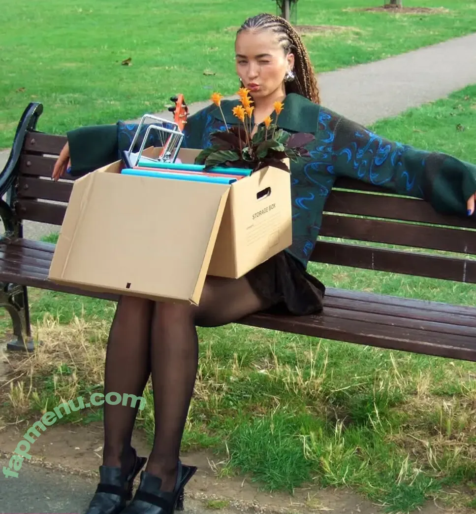 Ella Eyre nude photo #0334 (ellaeyre)