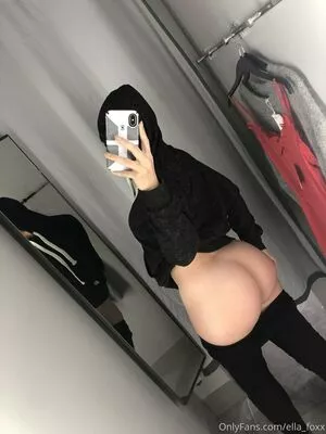 Ella_foxx / secret_girlfriend nude photo #0458
