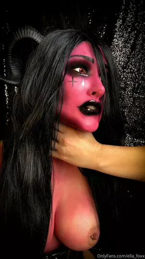 Ella_foxx / secret_girlfriend nude photo #0795