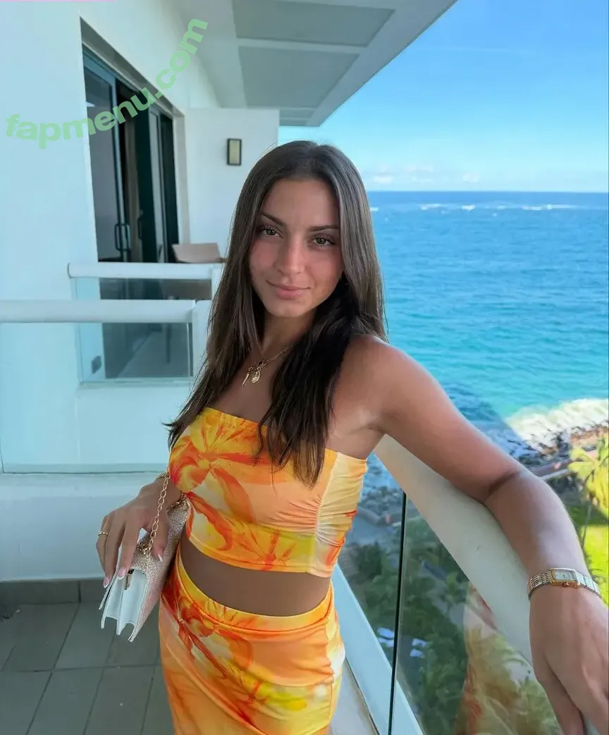 Ella Grant nude photo #0003 (ellaagrantt / ellagrant16 / whoisellagrant)