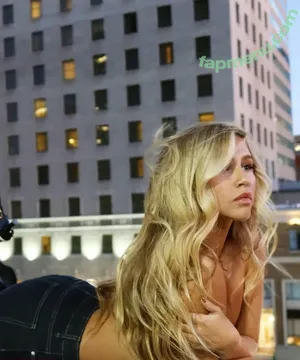 Ella Horan / ellhoran nude photo #0162