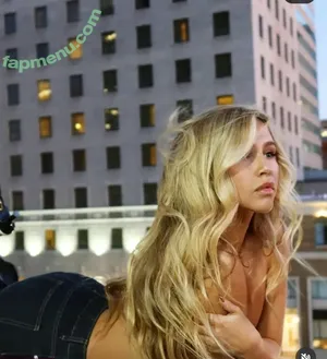 Ella Horan / ellhoran nude photo #0171