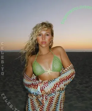 Ella Horan / ellhoran nude photo #0201