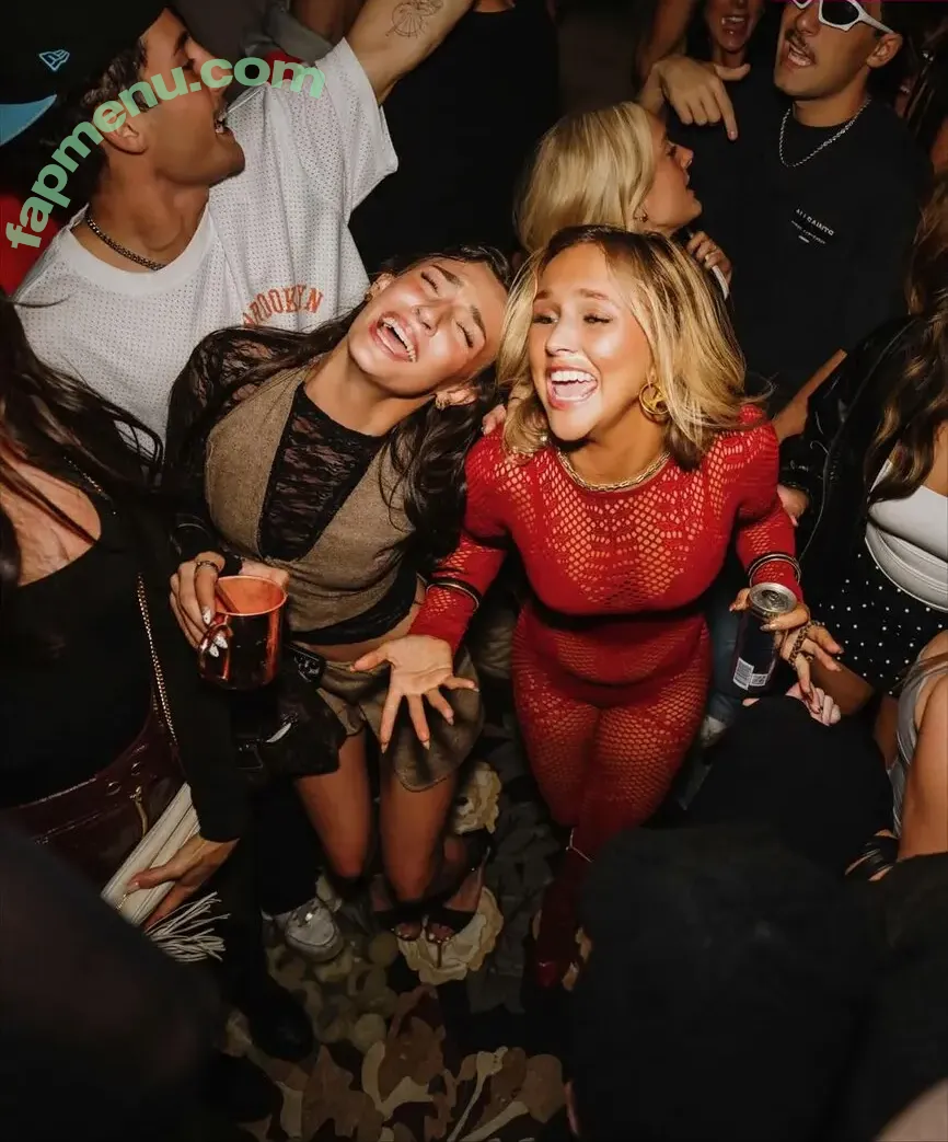 Ella Horan nude photo #0175 (ellhoran)