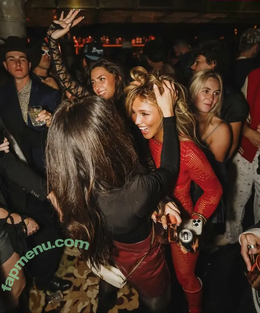 Ella Horan nude photo #0178 (ellhoran)