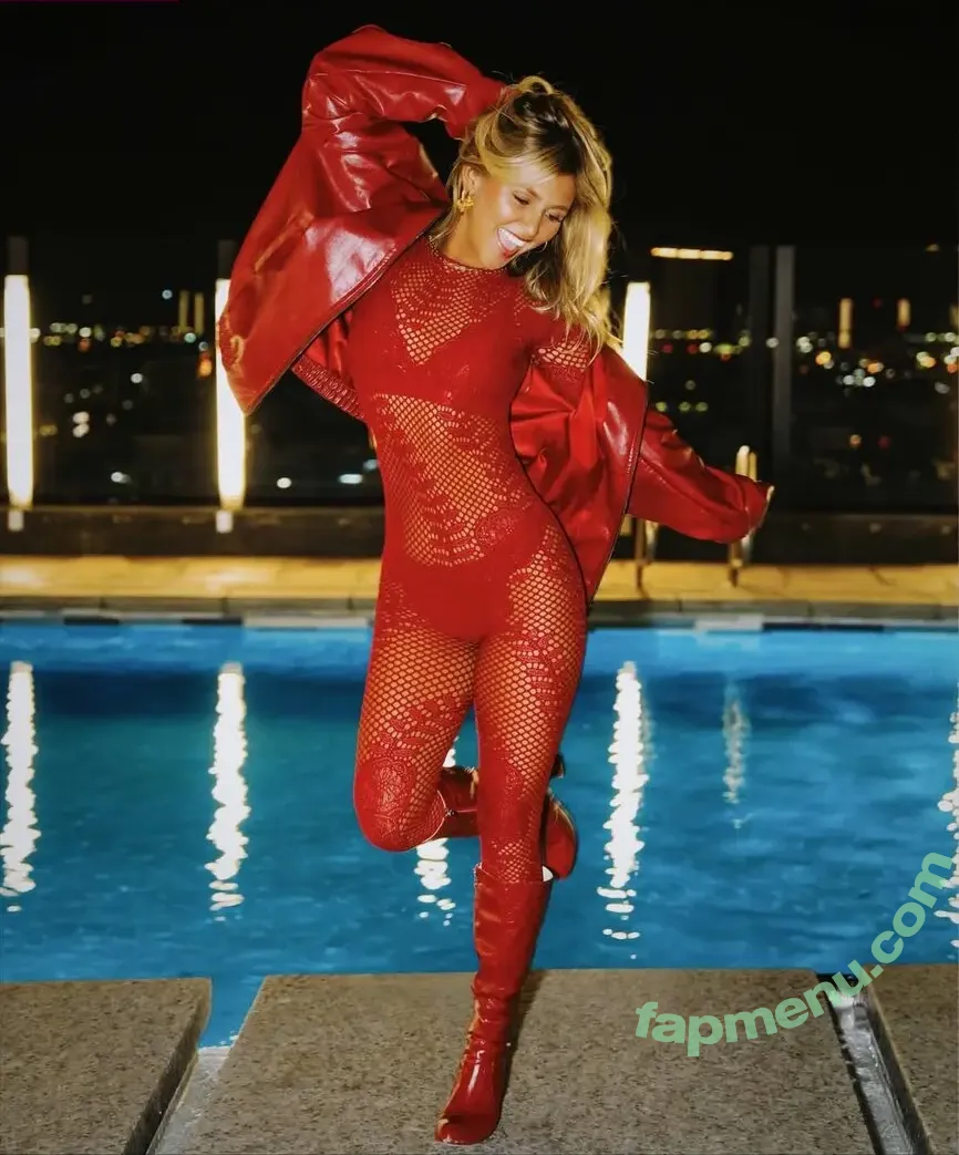 Ella Horan nude photo #0179 (ellhoran)