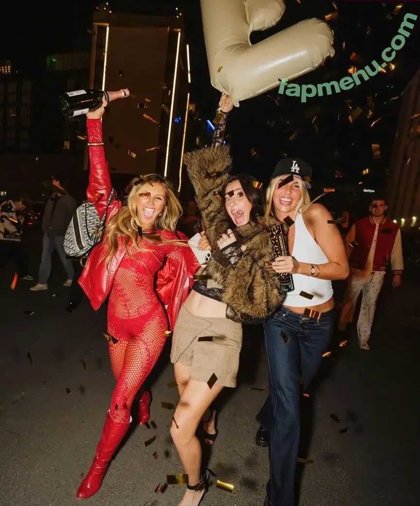 Ella Horan nude photo #0191 (ellhoran)