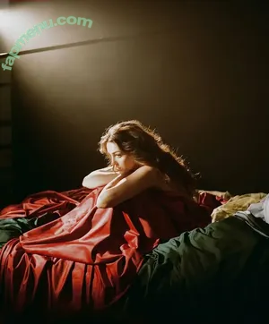 Ella Hunt / EllaHunt nude photo #0315