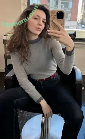 Ella Hunt / EllaHunt nude photo #0332