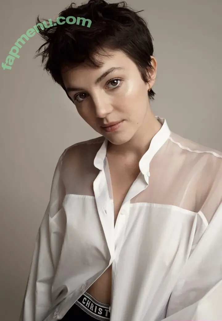 Ella Hunt nude photo #0287 (EllaHunt)