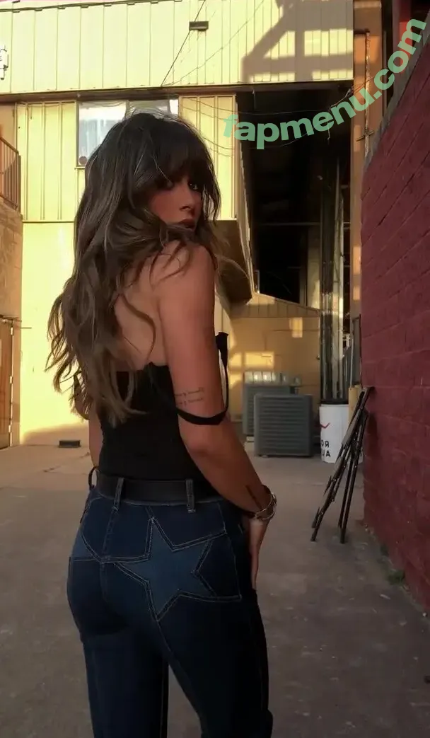 Ella Langley nude photo #0063 (ellalangleymusic)