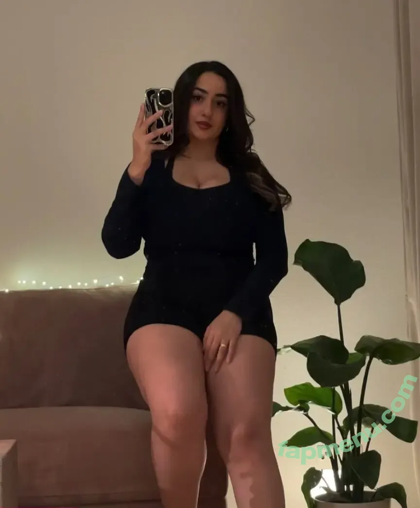 Ella Maei nude photo #0001 (Itsellamaei / ellamaei)