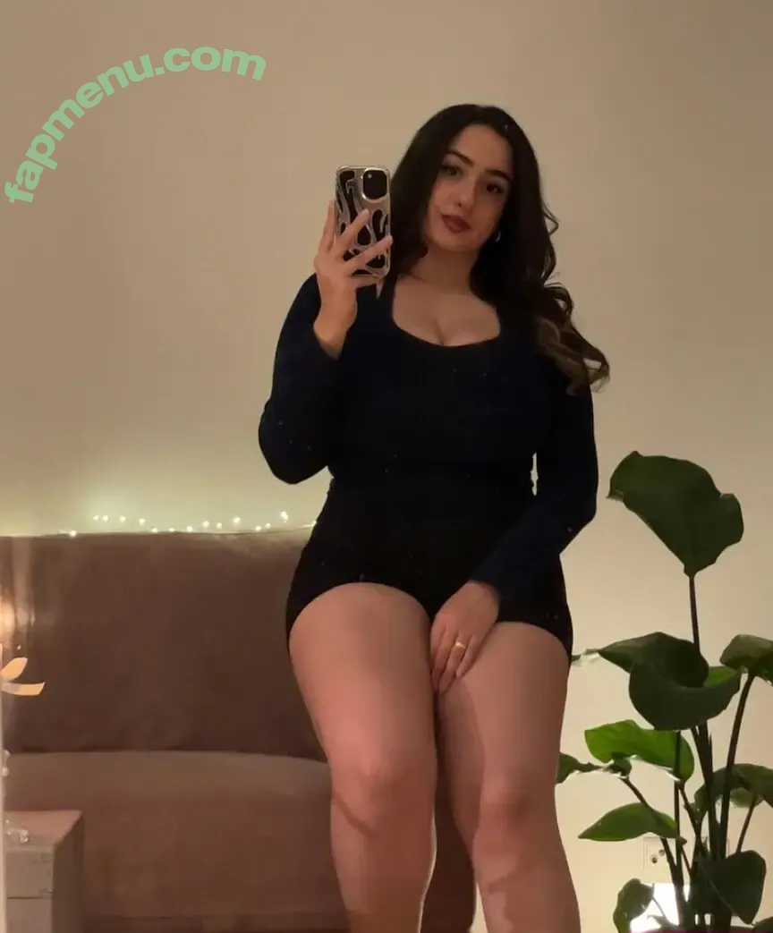 Ella Maei nude photo #0002 (Itsellamaei / ellamaei)