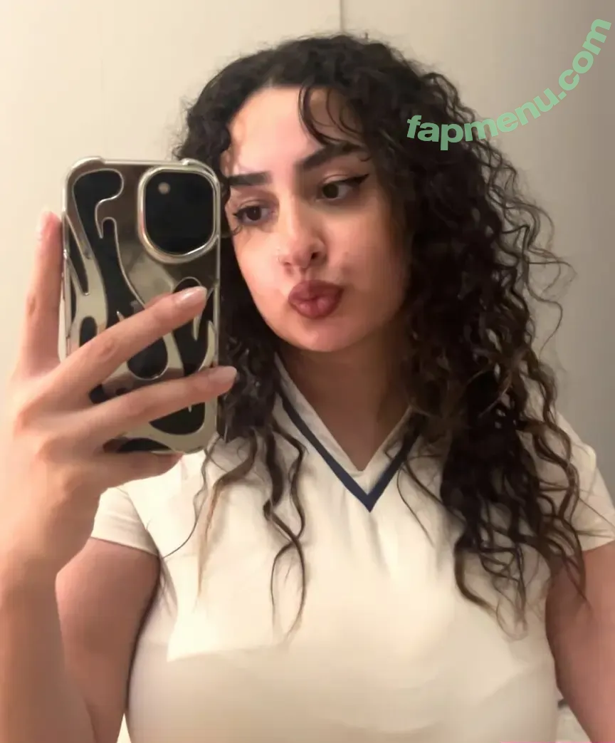 Ella Maei nude photo #0009 (Itsellamaei / ellamaei)