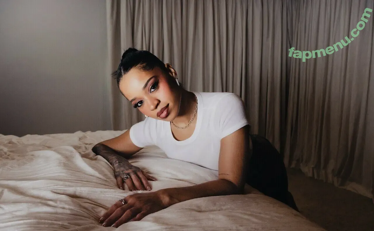 Ella Mai nude photo #0006 (ellamai)