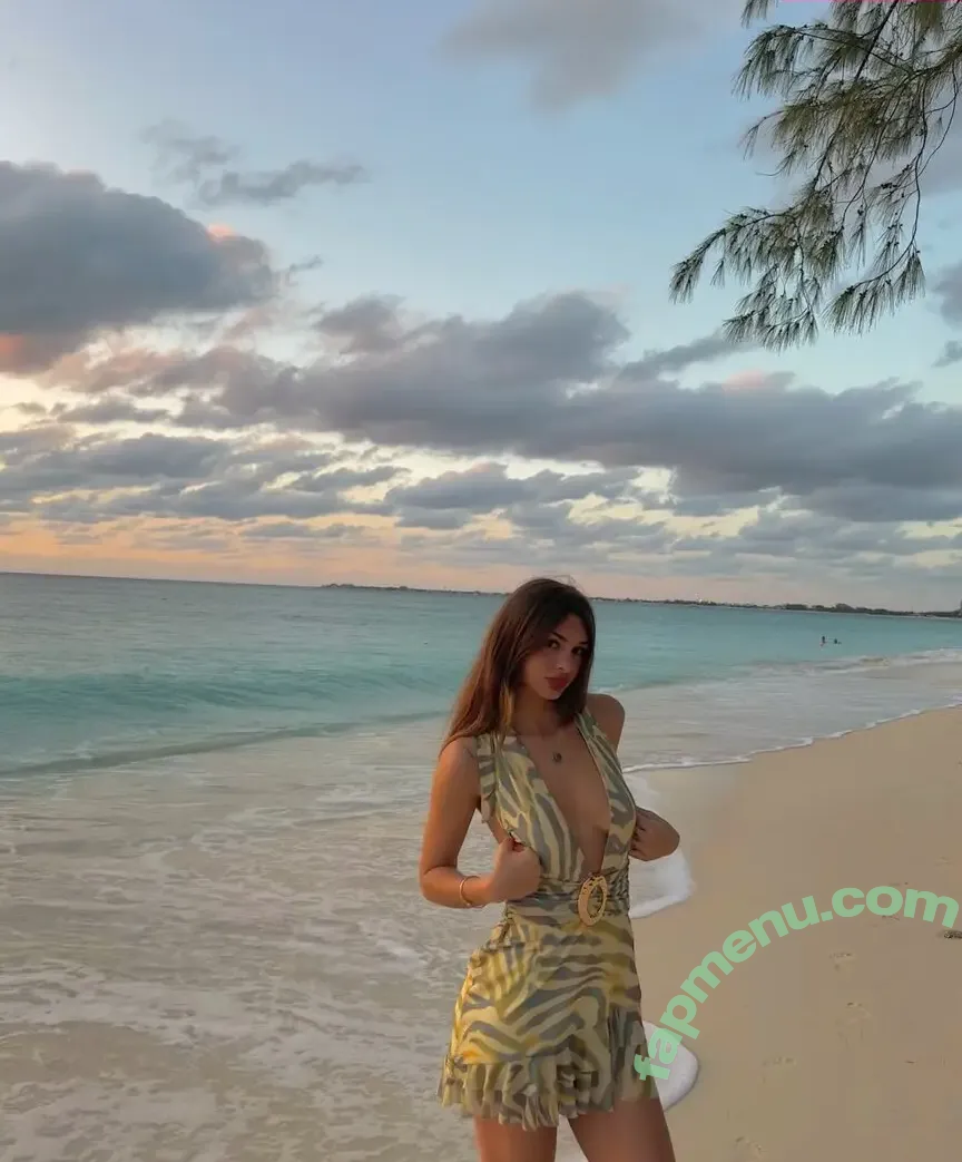 Ella Makvandi nude photo #0006 (ellamakvandii)