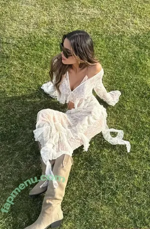 Ella Mendelsohn / ellamendelsohn nude photo #1185