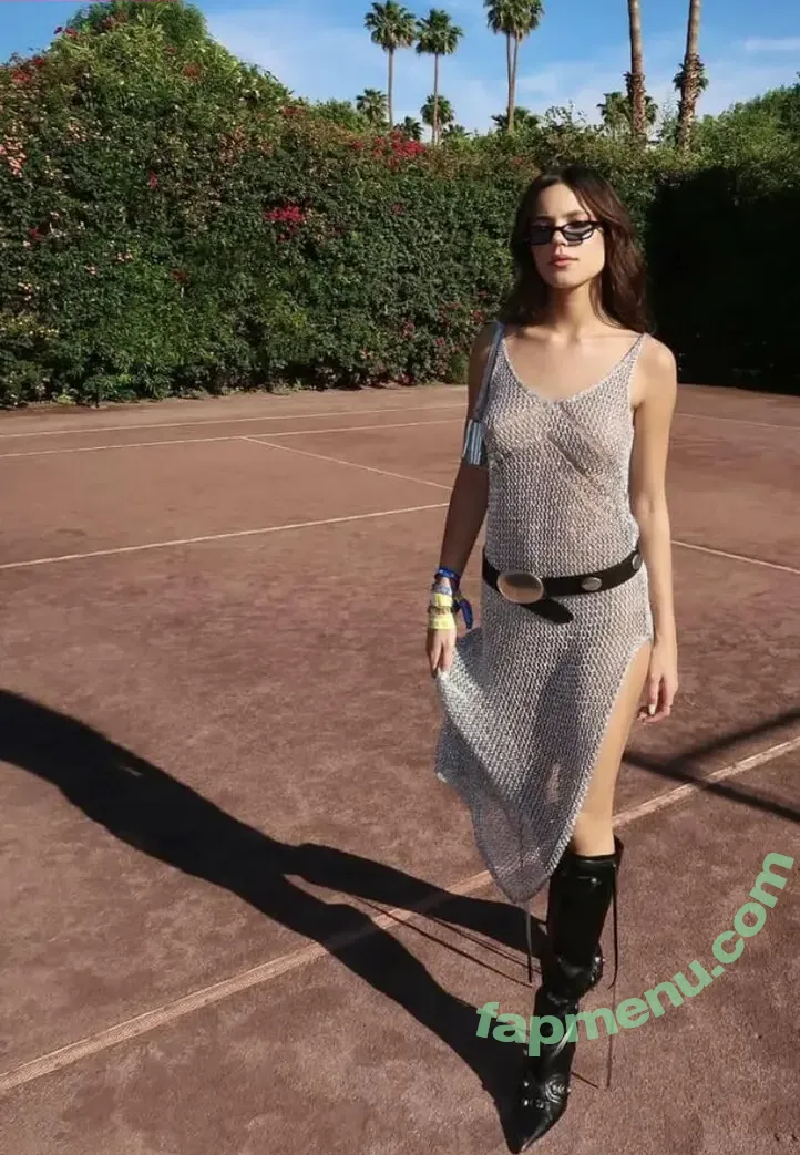 Ella Mendelsohn nude photo #1192 (ellamendelsohn)