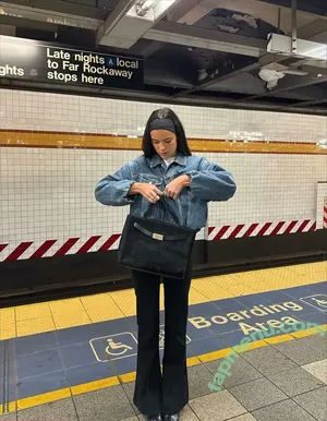 Ella Mendelsohn / ellamendelsohn nude photo #2000