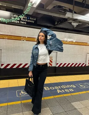 Ella Mendelsohn / ellamendelsohn nude photo #2007