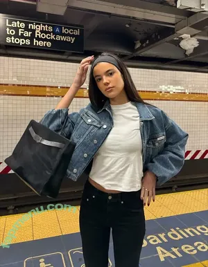 Ella Mendelsohn / ellamendelsohn nude photo #2008