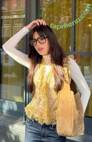 Ella Mendelsohn / ellamendelsohn nude photo #2044