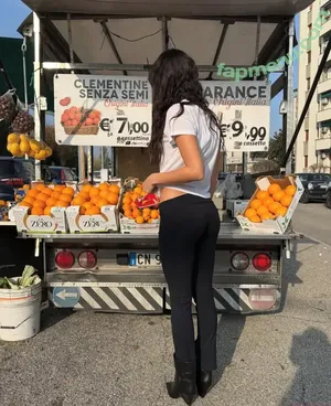 Ella Mendelsohn / ellamendelsohn nude photo #2071