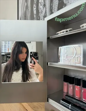 Ella Mendelsohn / ellamendelsohn nude photo #2097