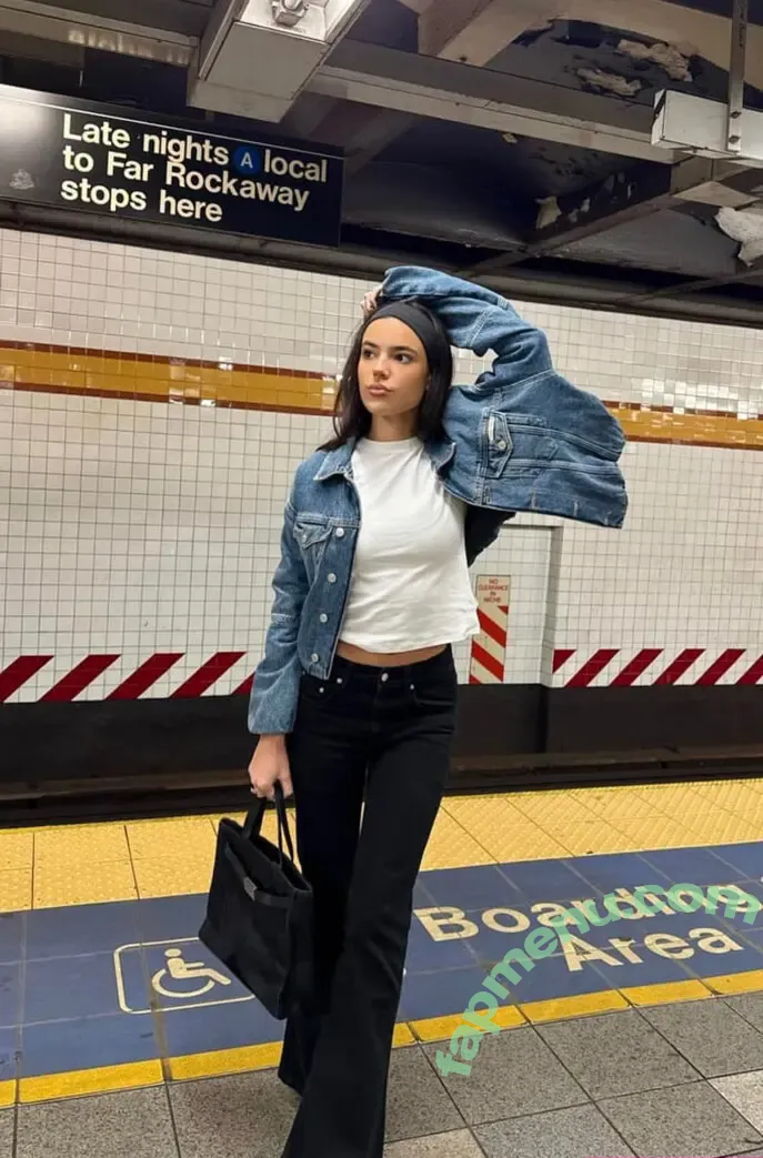 Ella Mendelsohn nude photo #2019 (ellamendelsohn)