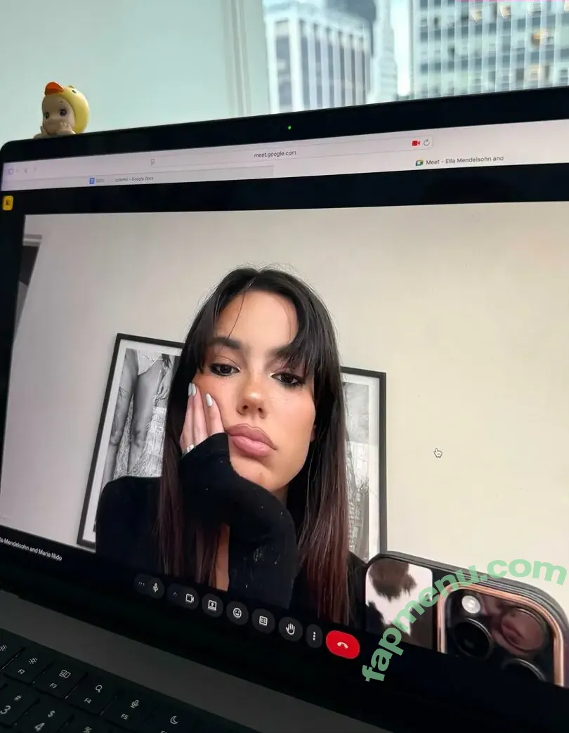 Ella Mendelsohn nude photo #2111 (ellamendelsohn)