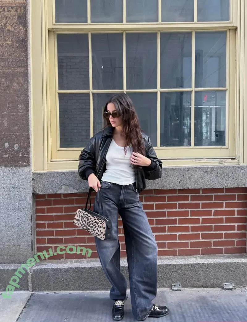 Ella Mendelsohn nude photo #2123 (ellamendelsohn)