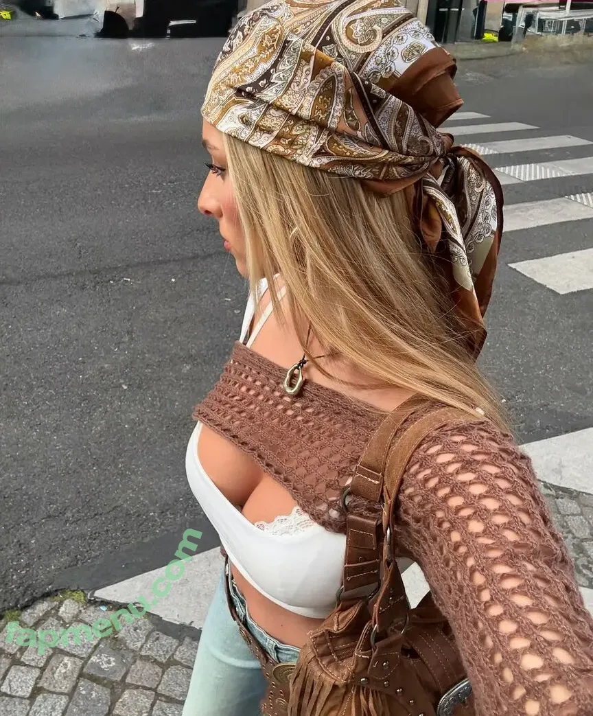 Ella Netzer nude photo #0341 (Ella.netzer8 / Ella_netzer8)