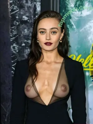 Ella Purnell Fake / ella_purnell nude photo #0007