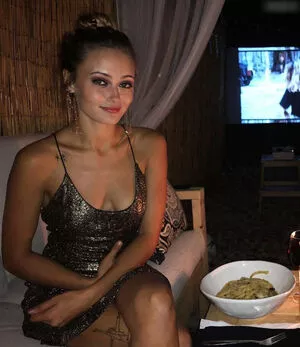 Ella Purnell / ella_purnell nude photo #0258