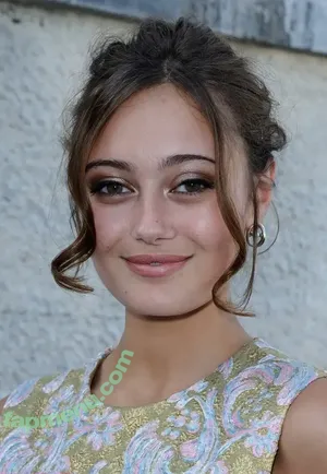 Ella Purnell / GRAYLINGPURNELL / ella_purnell nude photo #0818