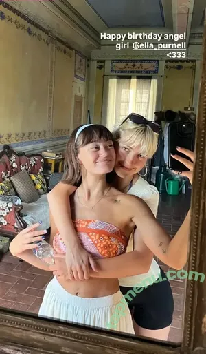 Ella Purnell / GRAYLINGPURNELL / ella_purnell nude photo #0884
