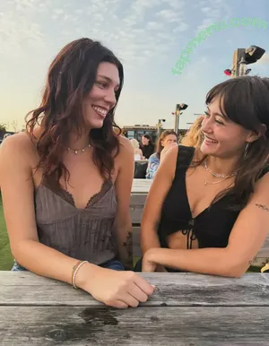 Ella Purnell / GRAYLINGPURNELL / ella_purnell nude photo #0885