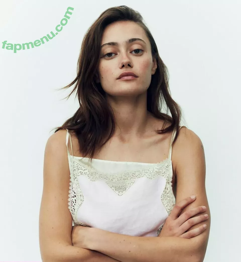 Ella Purnell nude photo #0247 (GRAYLINGPURNELL / ella_purnell)