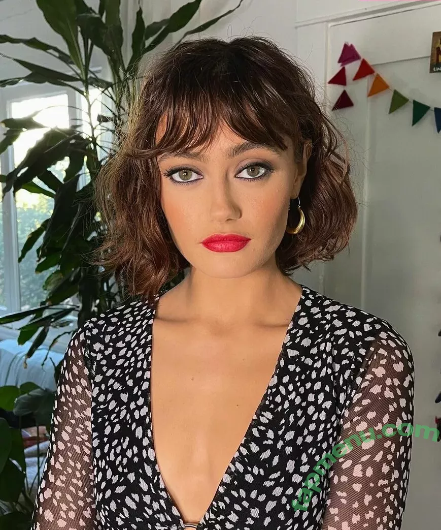 Ella Purnell nude photo #0422 (ella_purnell)