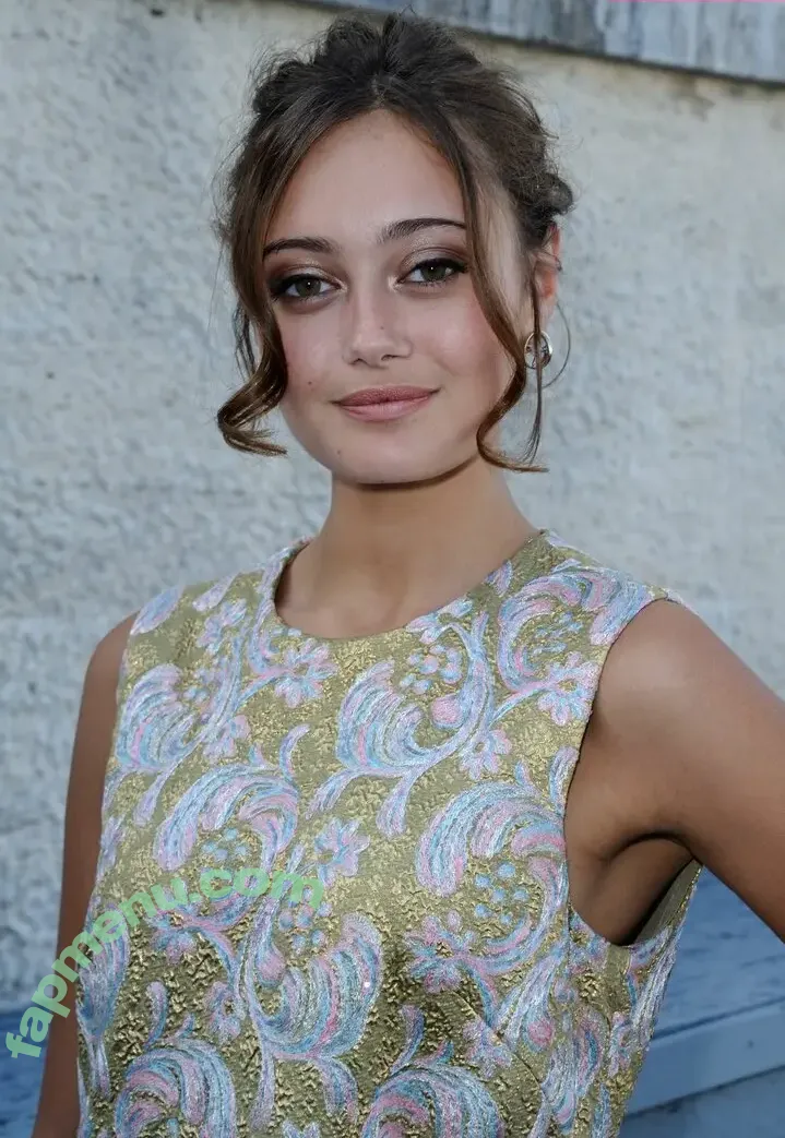 Ella Purnell nude photo #0819 (GRAYLINGPURNELL / ella_purnell)