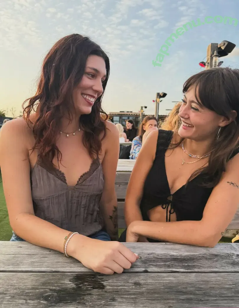 Ella Purnell nude photo #0885 (GRAYLINGPURNELL / ella_purnell)