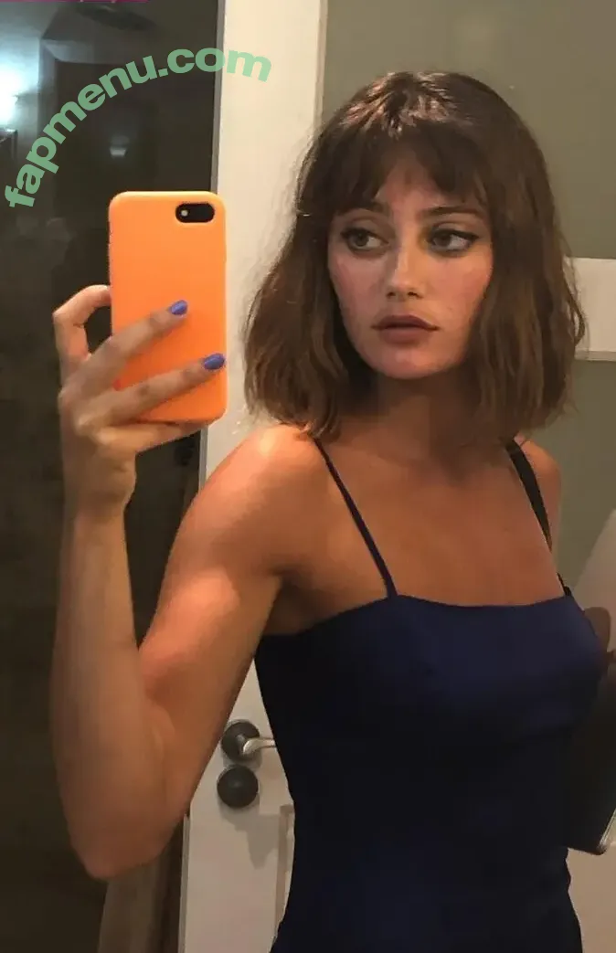 Ella Purnell nude photo #0937 (GRAYLINGPURNELL / ella_purnell)