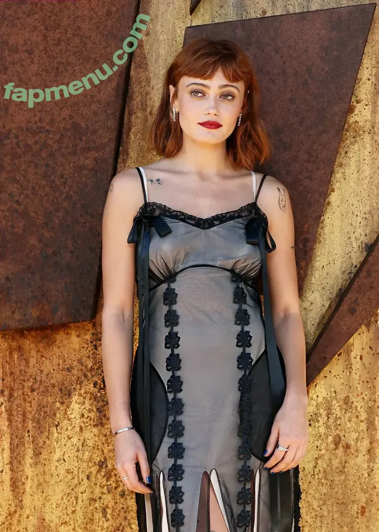 Ella Purnell nude photo #0952 (GRAYLINGPURNELL / ella_purnell)