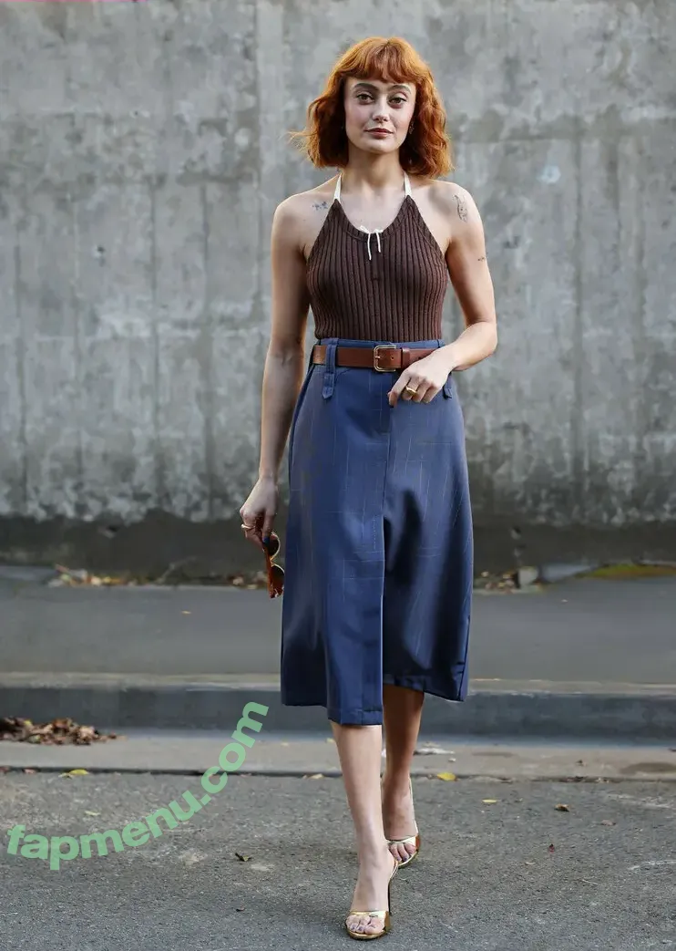 Ella Purnell nude photo #0972 (GRAYLINGPURNELL / ella_purnell)