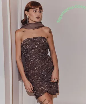 Ella Purnell / GRAYLINGPURNELL / ella_purnell nude photo #1030