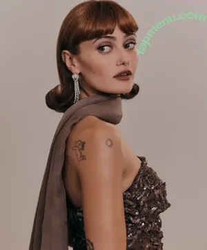 Ella Purnell / GRAYLINGPURNELL / ella_purnell nude photo #1031