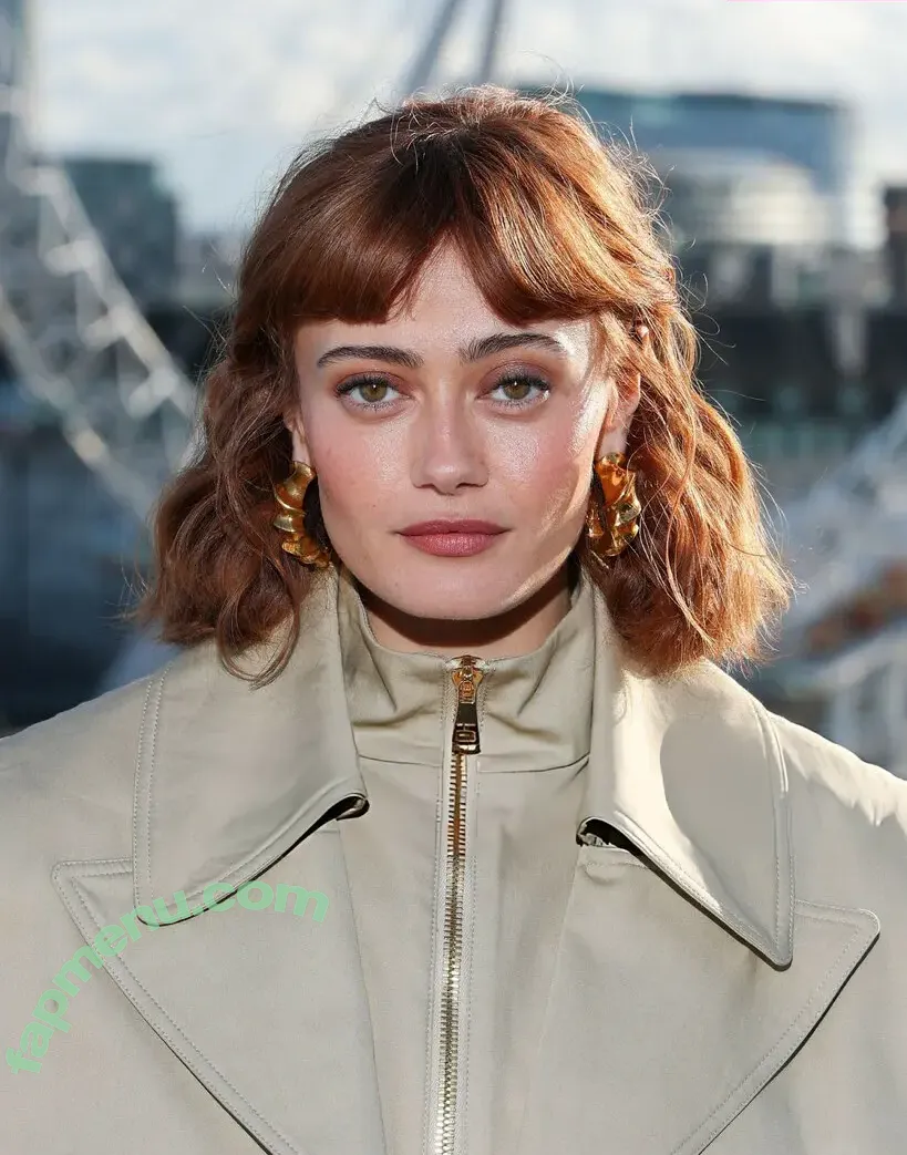 Ella Purnell nude photo #1016 (GRAYLINGPURNELL / ella_purnell)