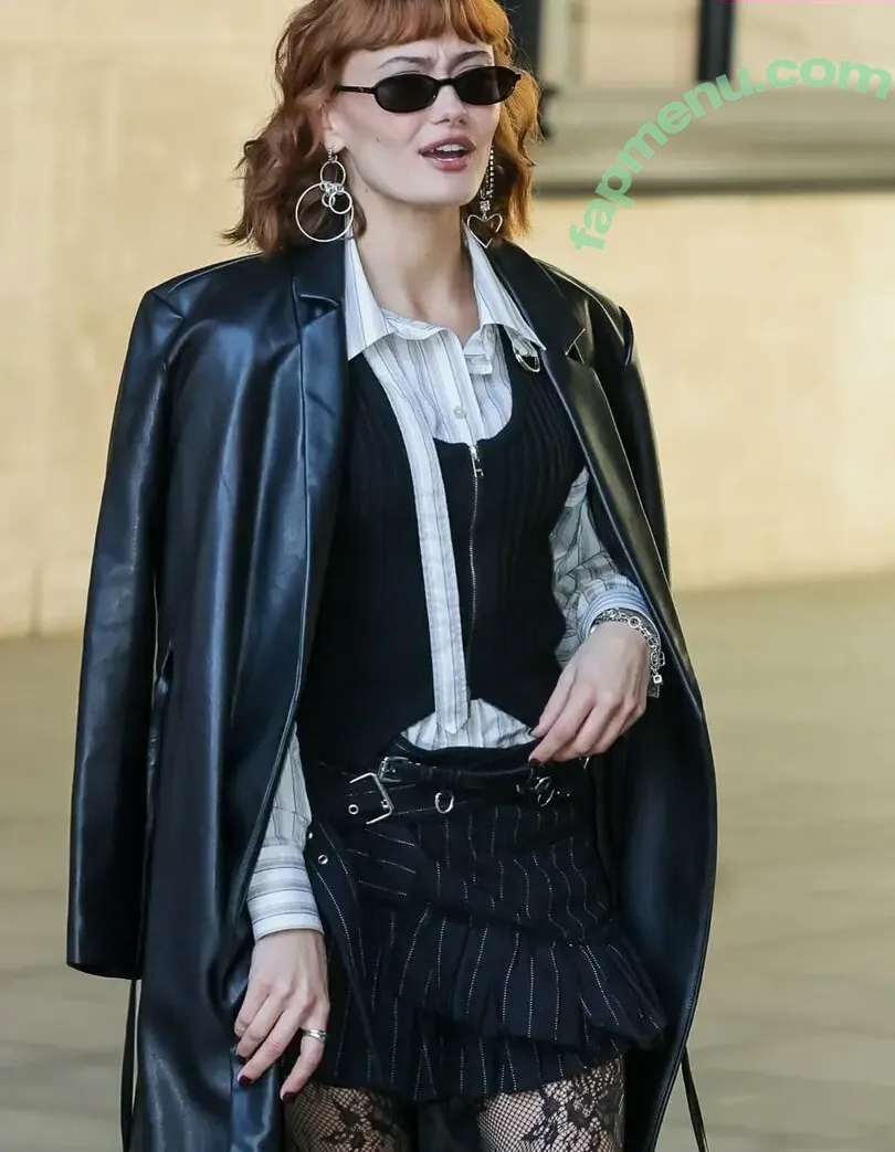 Ella Purnell nude photo #1025 (GRAYLINGPURNELL / ella_purnell)